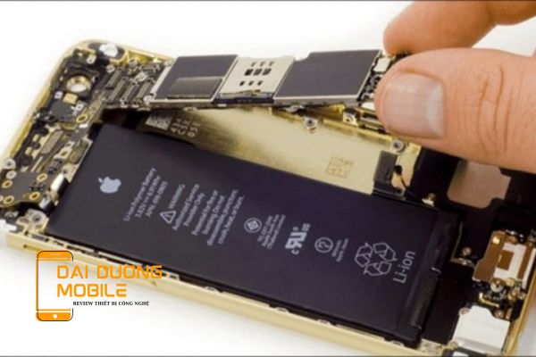 thay main điện thoại iphone bao nhiêu tiền